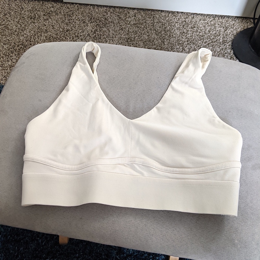 Fabletics All Day Every Day Bra Medium White Ivory